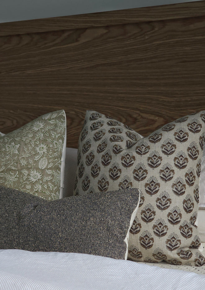 "Dorothy" Linen Blockprint Throw Pillow