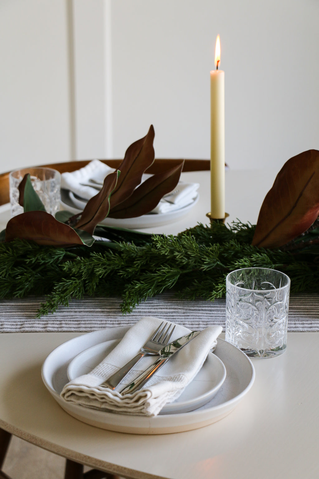 Magnolia Stems || Set of 2 Stems